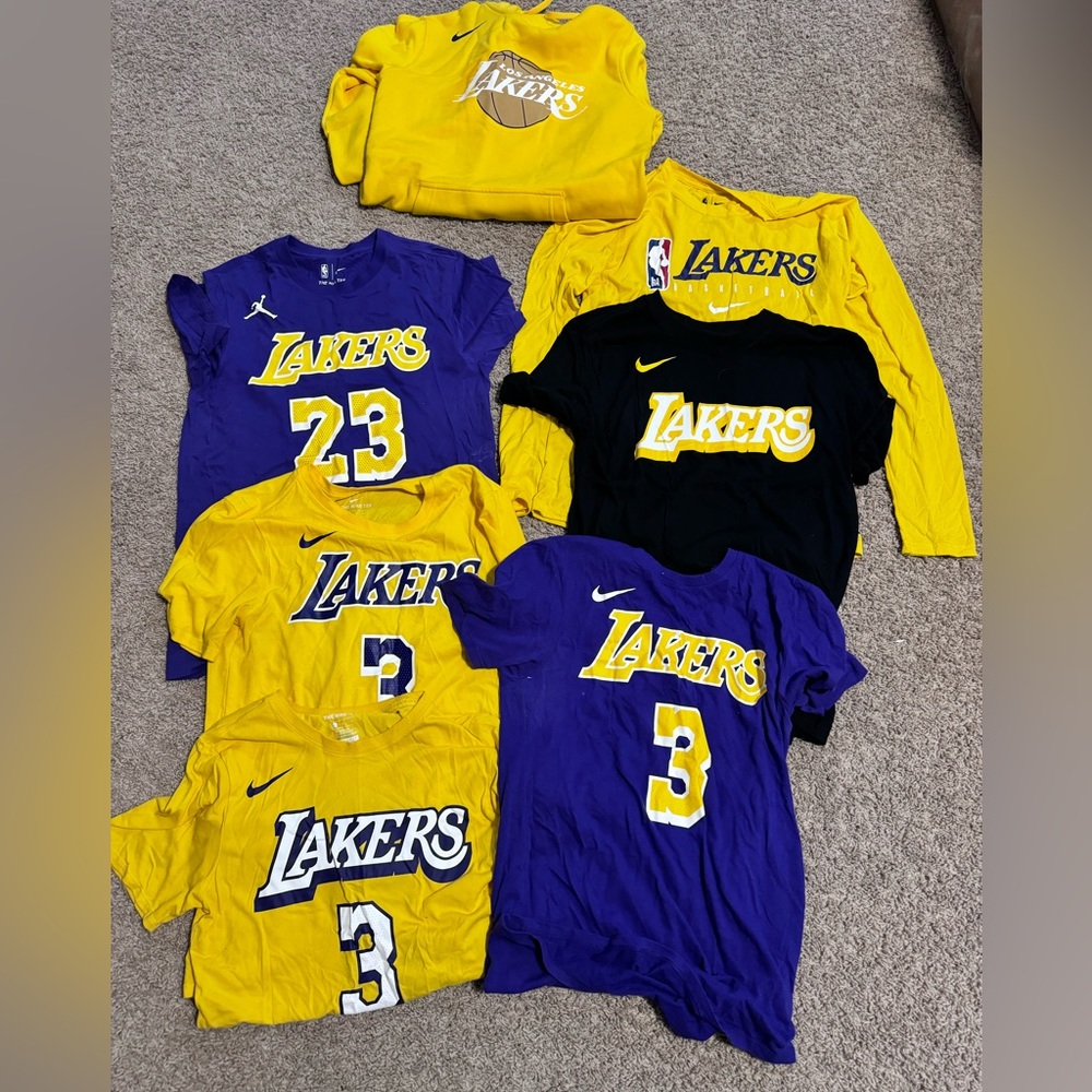 LOT OF 7 LA Lakers Shirts/Hoodie